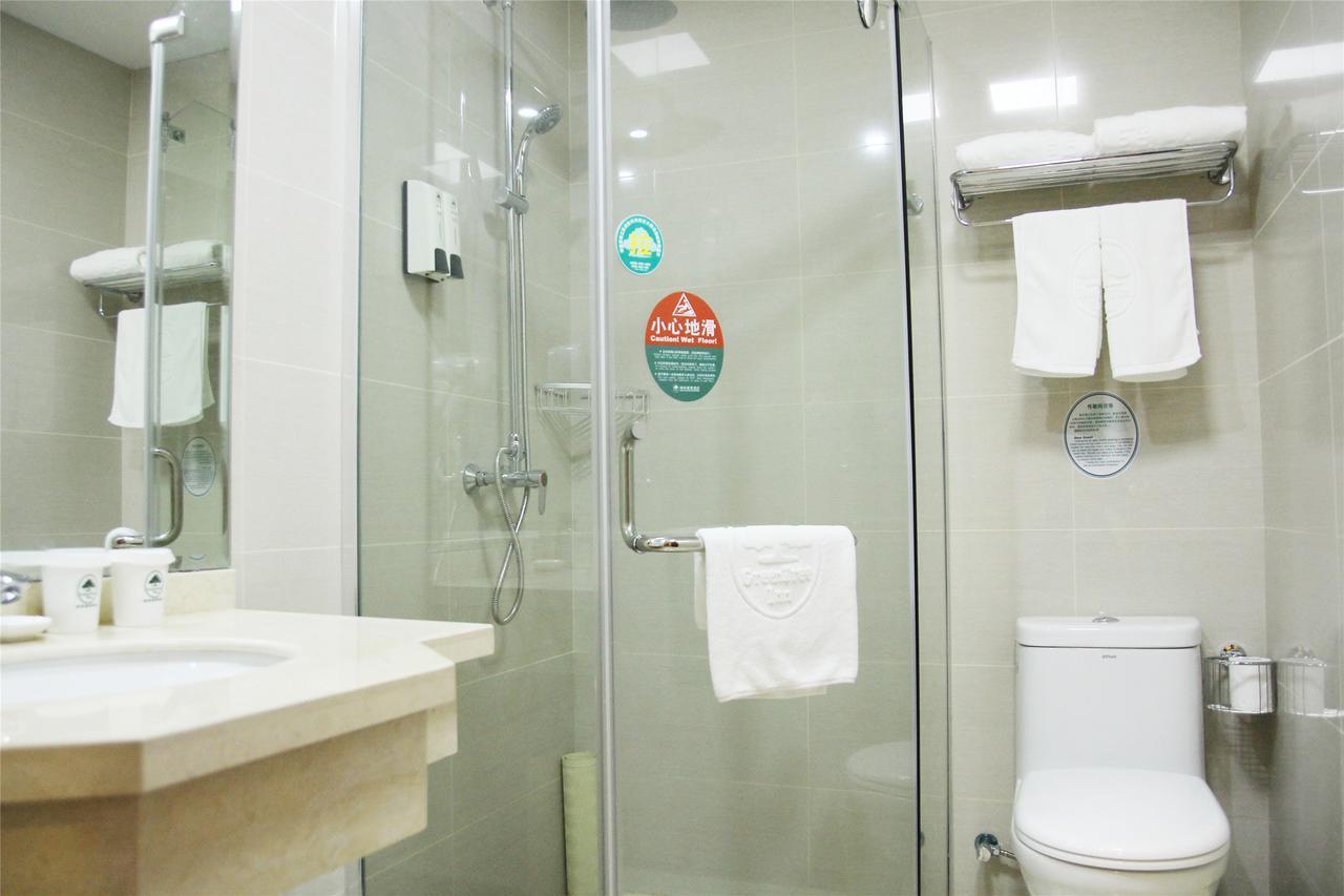 Greentree Inn Jiangsu Suzhou Kunshan High Speed Rail Station Hengshan Road Express Hotel Exterior foto